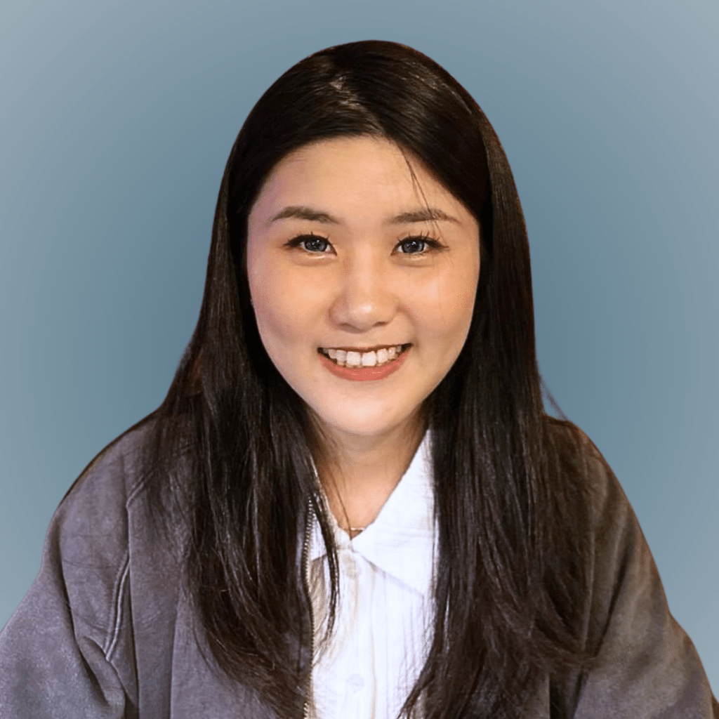 Fiona Xu Headshot